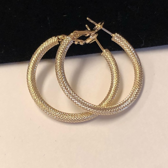 Nela’s Creations Jewelry - 18k Gold Plated Hoop